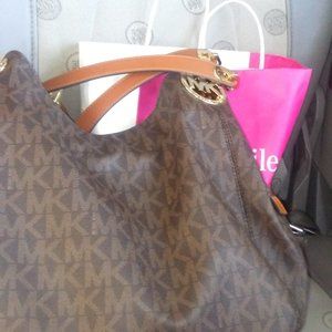 Michael kors handbags wallet and shoes